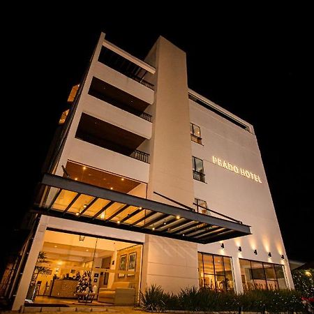 Prado Hotel 암파로 외부 사진