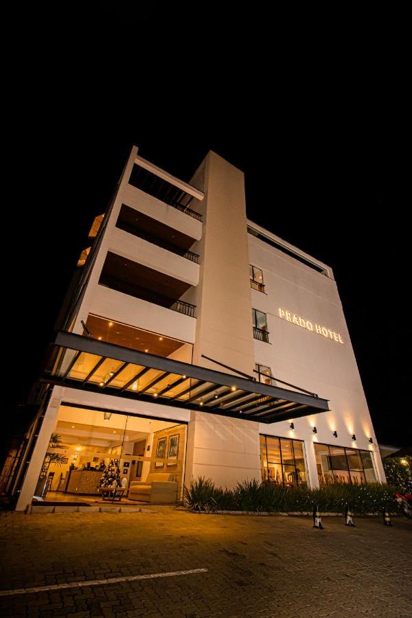 Prado Hotel 암파로 외부 사진