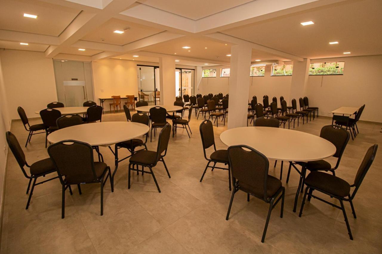 Prado Hotel 암파로 외부 사진